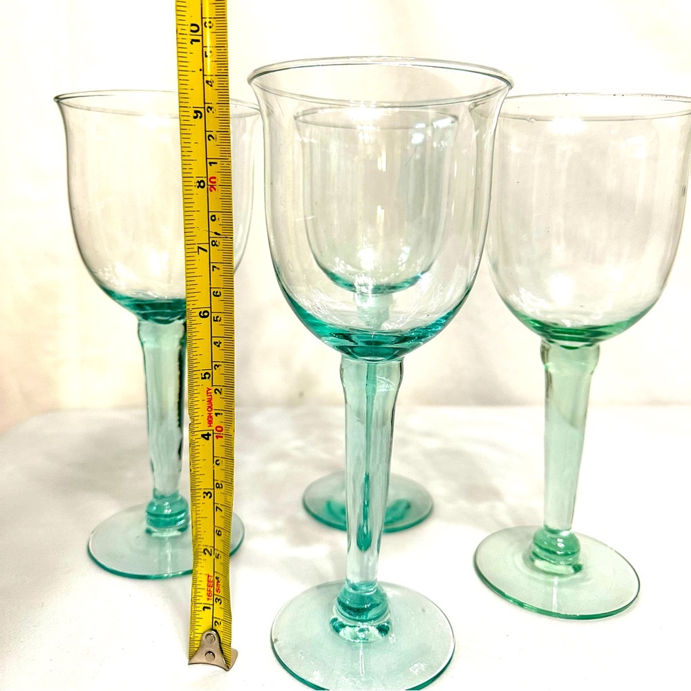 ❌SOLD-Large Hand Blown Glasses- Set of 4 - Picture 2 of 3